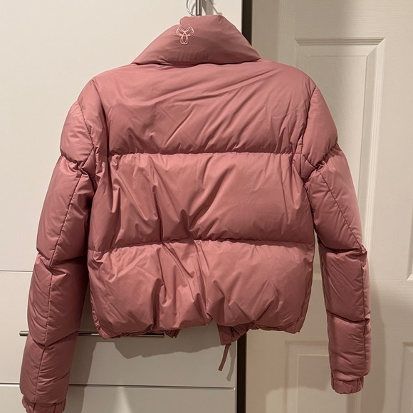 Aritzia TNA pink Puffer Jacket - Picture 3 of 3